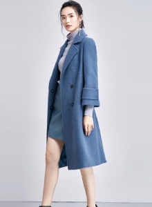 女大衣 