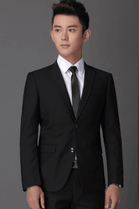 男西服