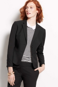女西服