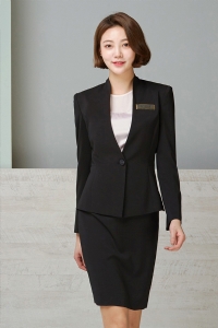 女西服